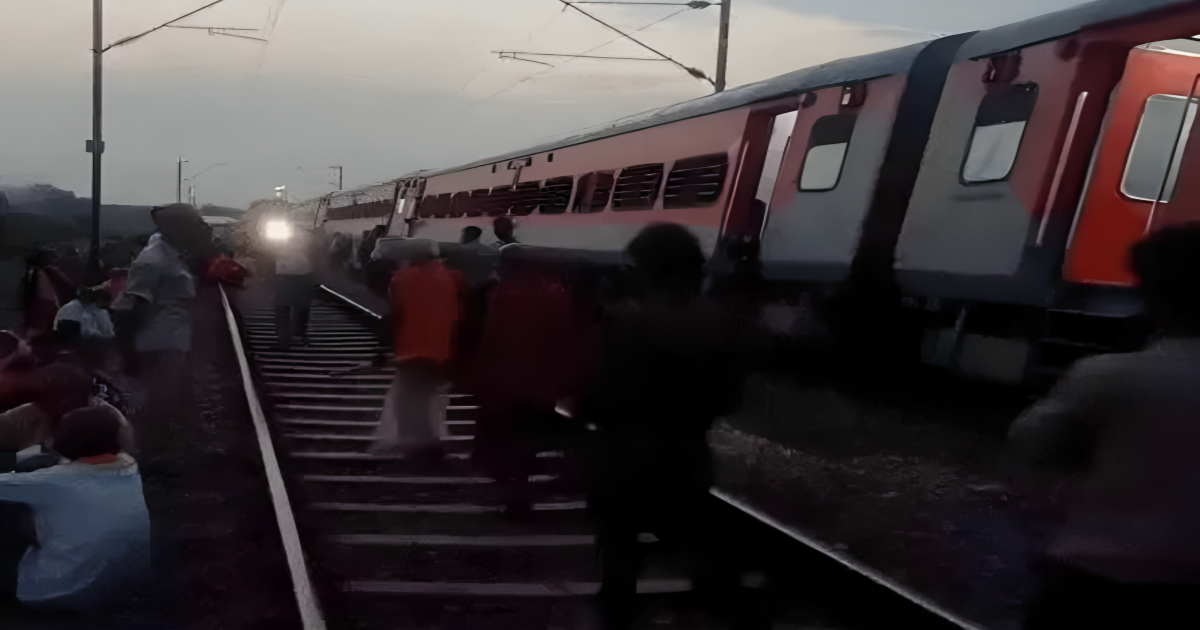 sabarmati express derailed in kanpur 17th aug 2024